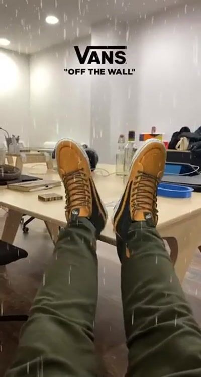 Vans Off the Wall — Vans